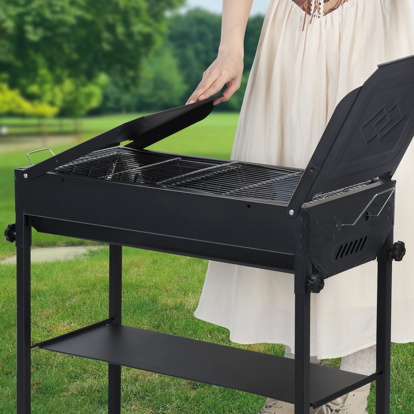 Large Charcoal BBQ Grill, Folded Side Board